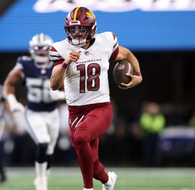 marcus-mariota-quarterback-de-los-washington-commanders