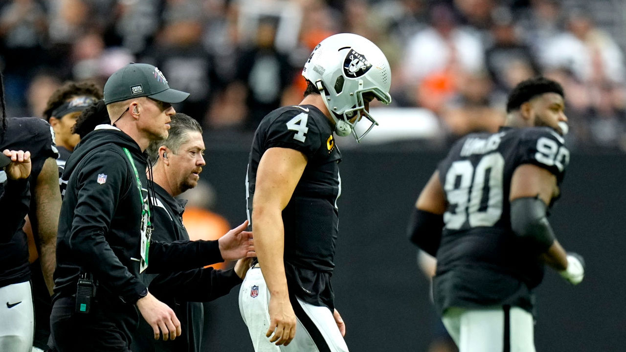 QB Derek Carr, Las Vegas Raiders