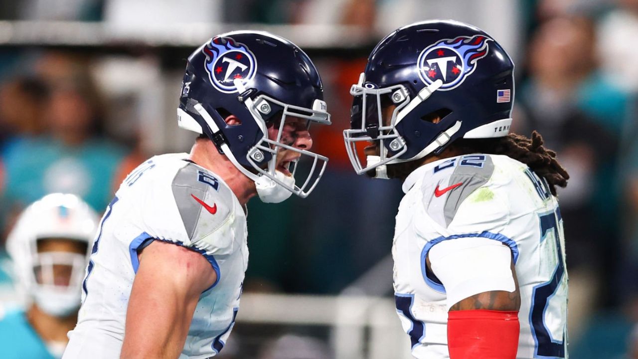 QB Will Levis y RB Derrick Henry, Tennessee Titans