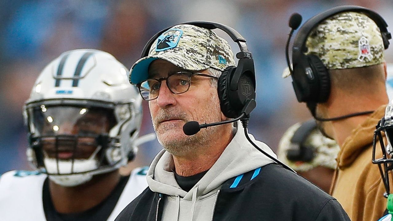 Frank Reich como entrenador en jefe de los Carolina Panthers