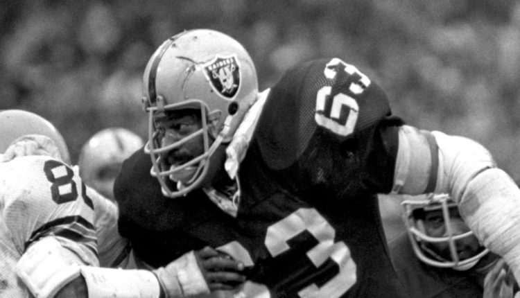 OG Gene Upshaw, Oakland Raiders