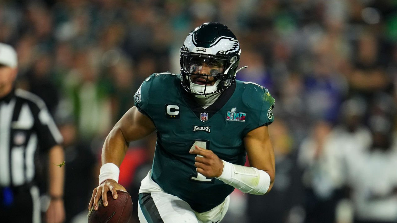 QB Jalen Hurts, Philadelphia Eagles, en el Super Bowl LVII