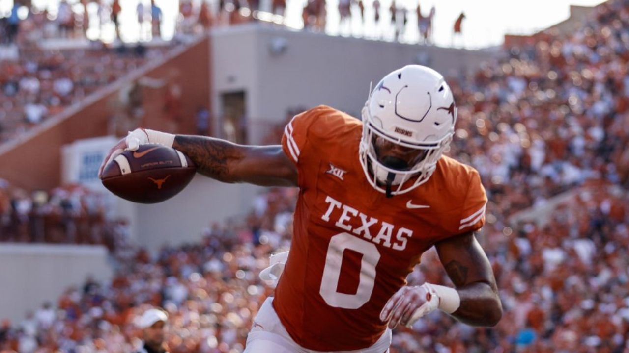 TE Ja'Tavion Sanders, Texas Longhorns