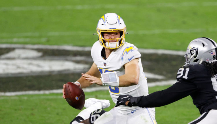 Justin Herbert Chargers Week 15