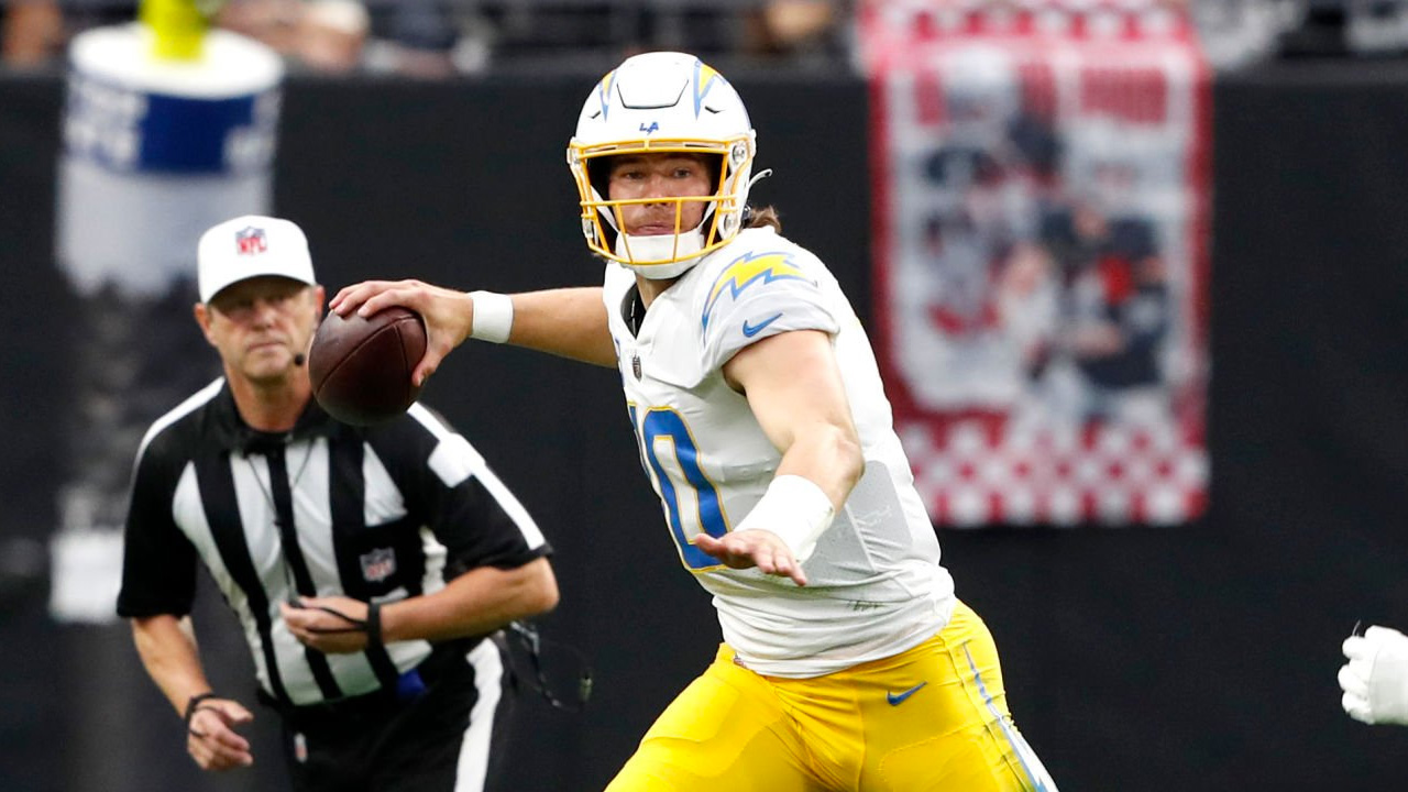 QB Justin Herbert, Los Angeles Chargers