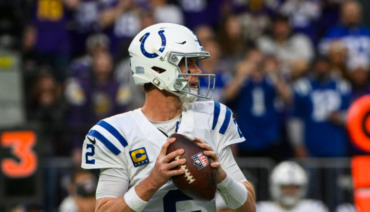 QB Matt Ryan con los Indianapolis Colts