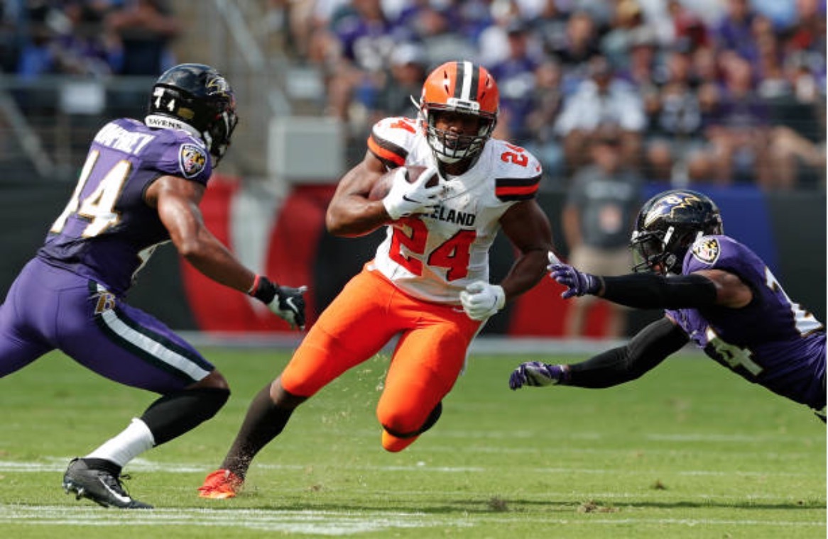 Browns com. Nick Chubb Jersey. Cleveland Browns.