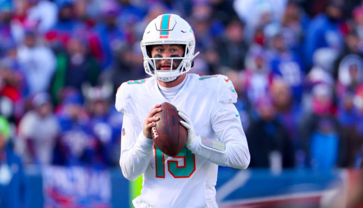 QB Skylar Thompson, Miami Dolphins