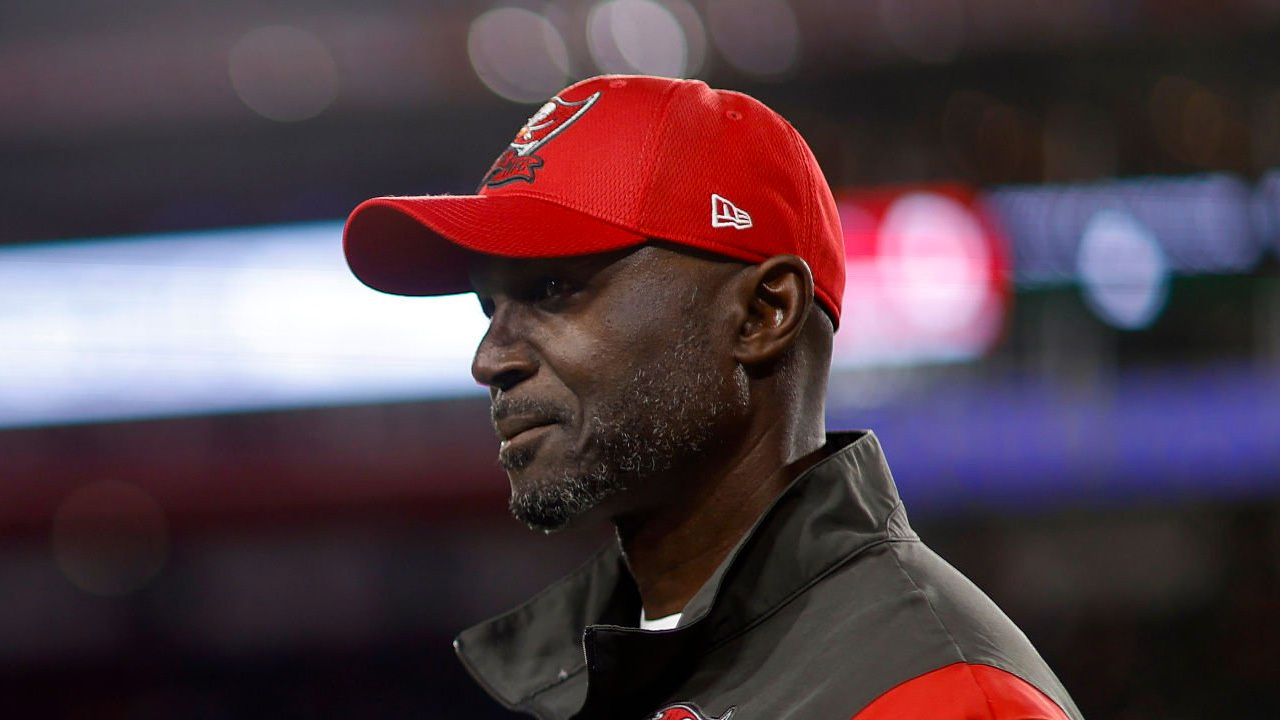 Todd Bowles, head coach de los Tampa Bay Buccaneers.