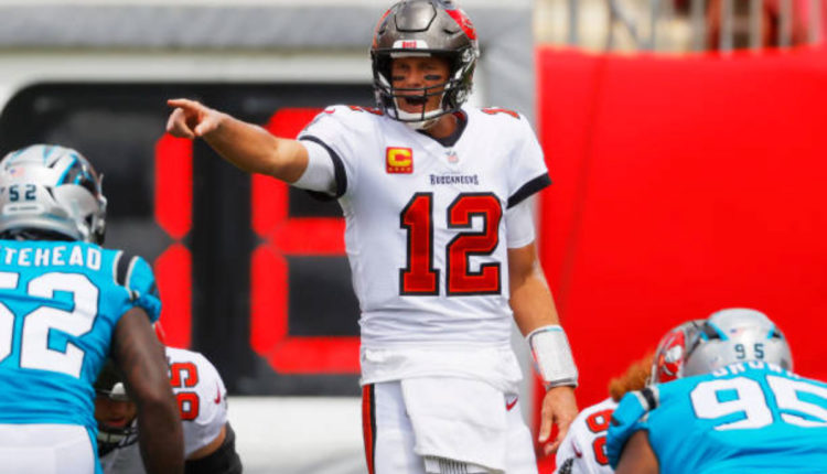 Tom Brady (12) QB de los Tampa Bay Buccaneers. Foto Getty Images.