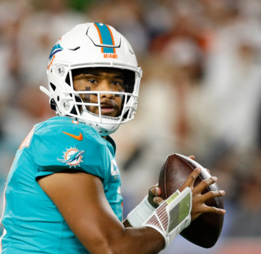 QB Tua Tagovailoa, Miami Dolphins